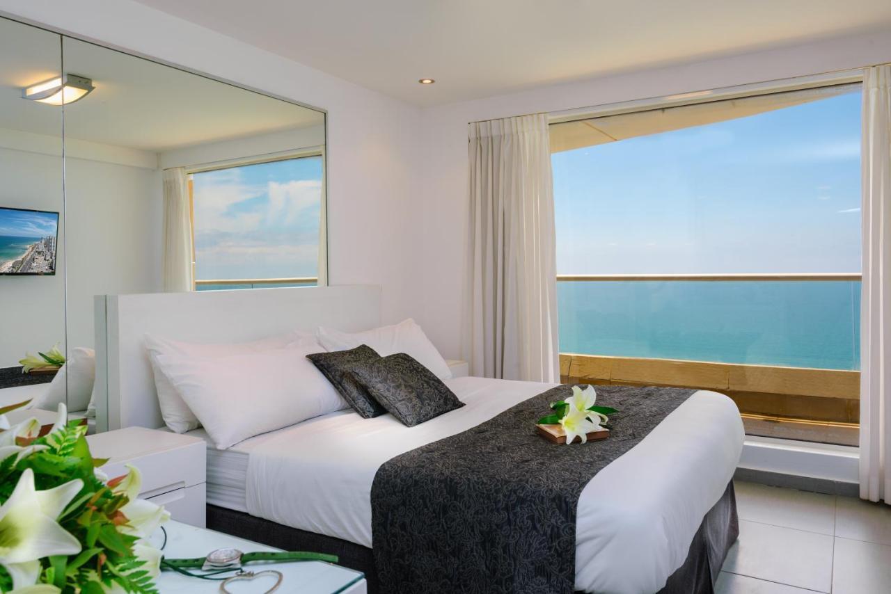 Arena Hotel By The Beach Bat Yam Exterior foto